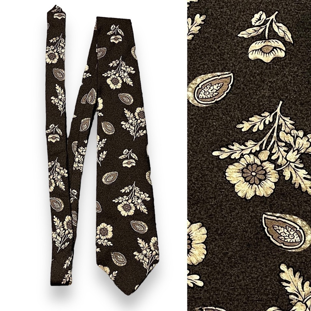 Vintage Halston 100% Silk Tie Floral Print Made in USA With Tag Designer Classic